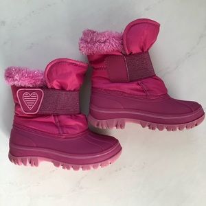 Cat & Jack snow boots, size 9